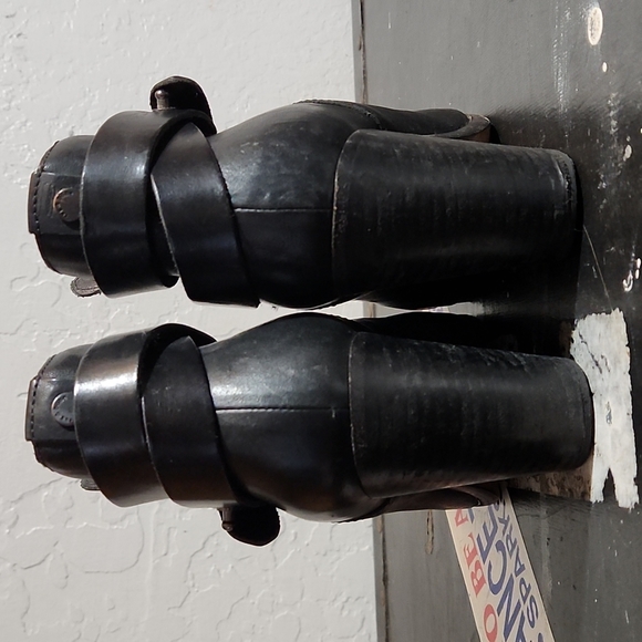 RAG&BONE 37.5 Harrow Leather Bootie - Picture 7 of 14